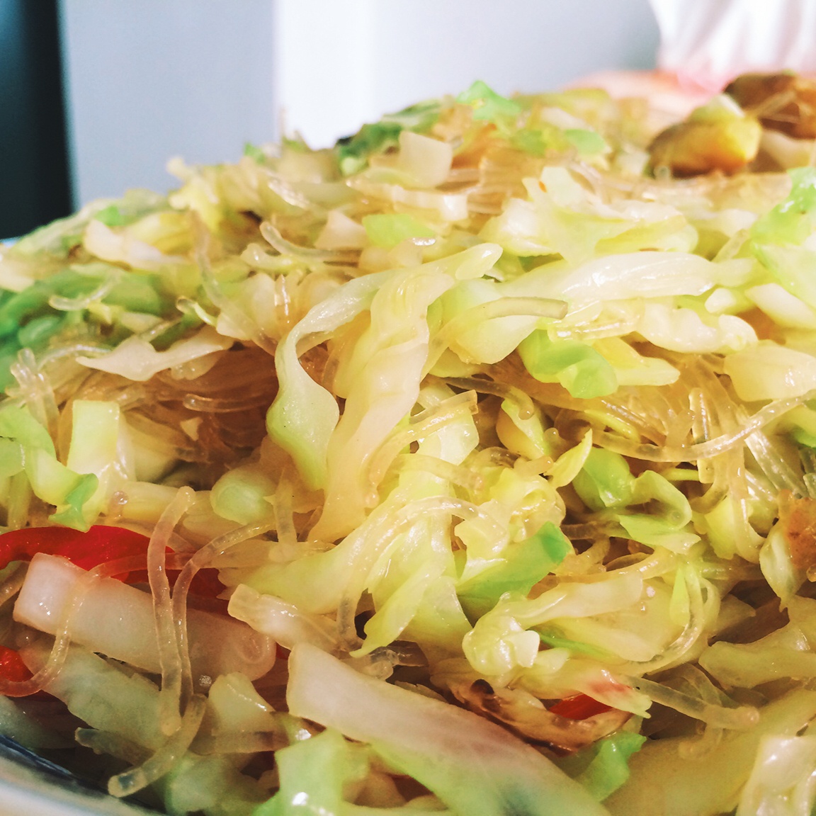 卷心菜炒粉丝 Glass noodles with Cabbage