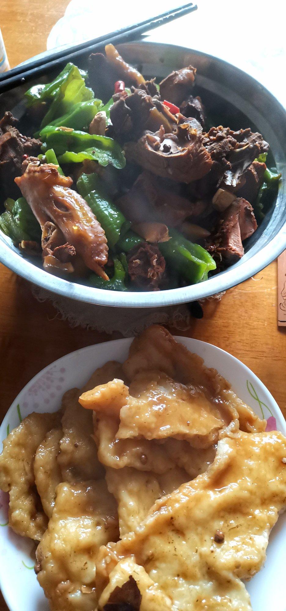 家庭版地锅鸡+贴饼子