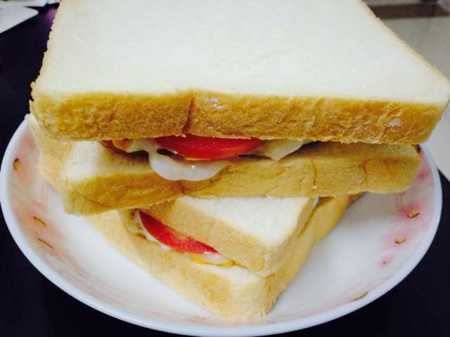 火腿芝士蛋三文治