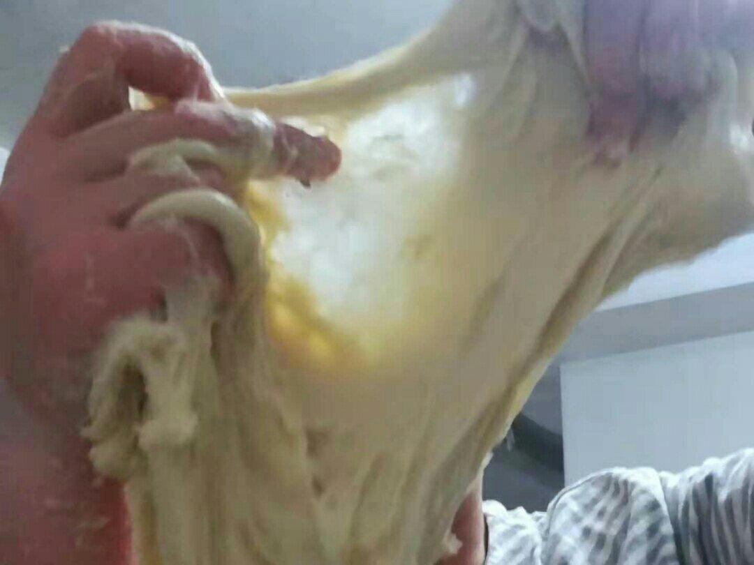 软到不知所措的牛奶卷