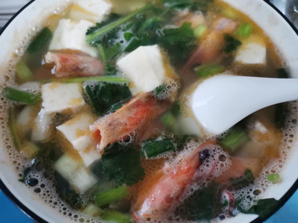 虾头豆腐汤