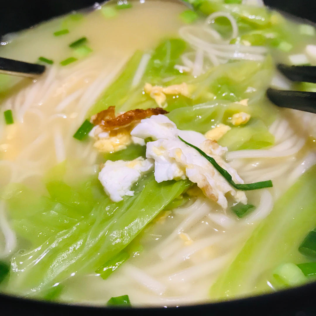 早餐来一碗清汤面，色香味俱全！