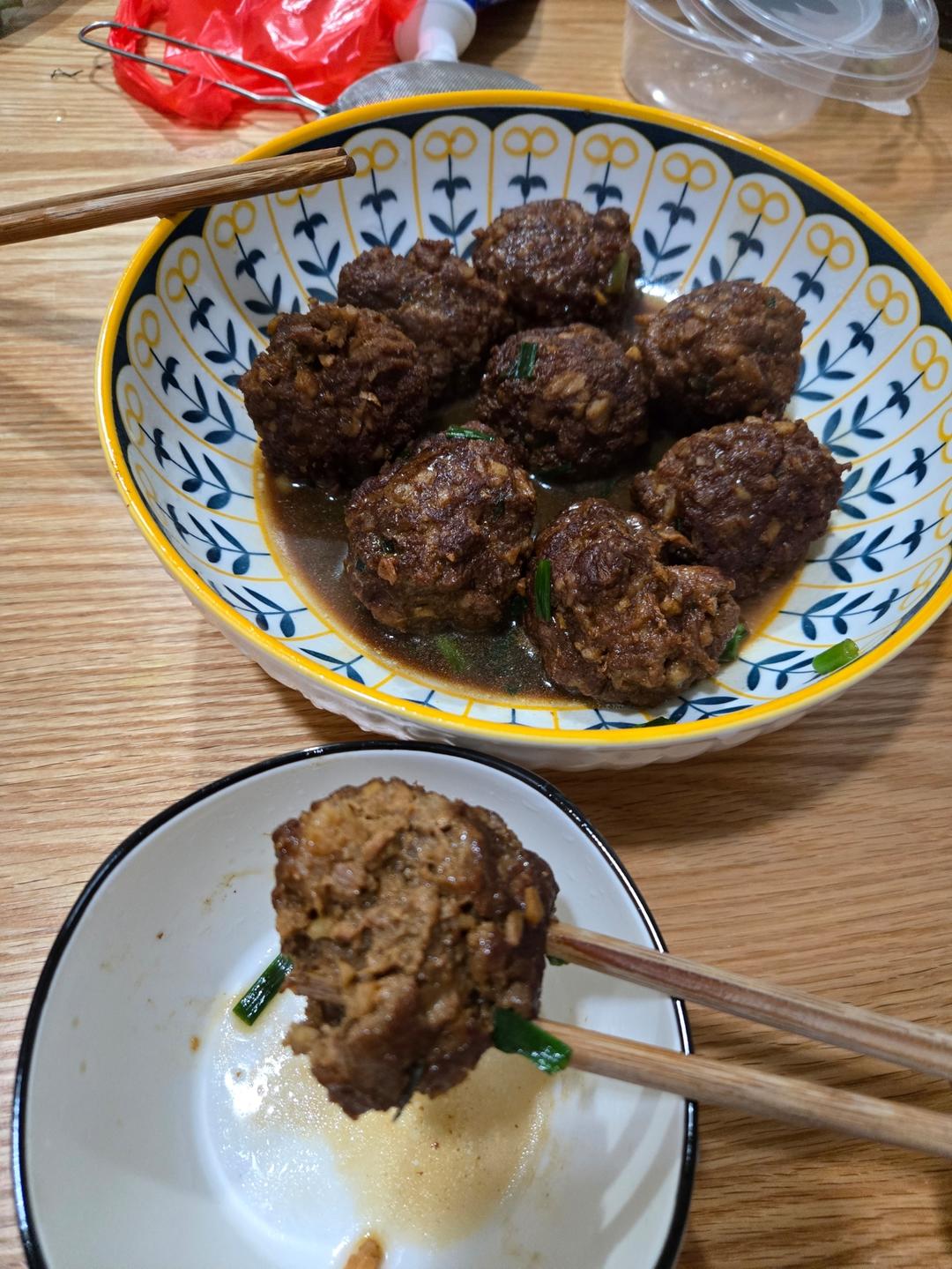 红烧狮子头(四喜丸子)家庭版，简单美味