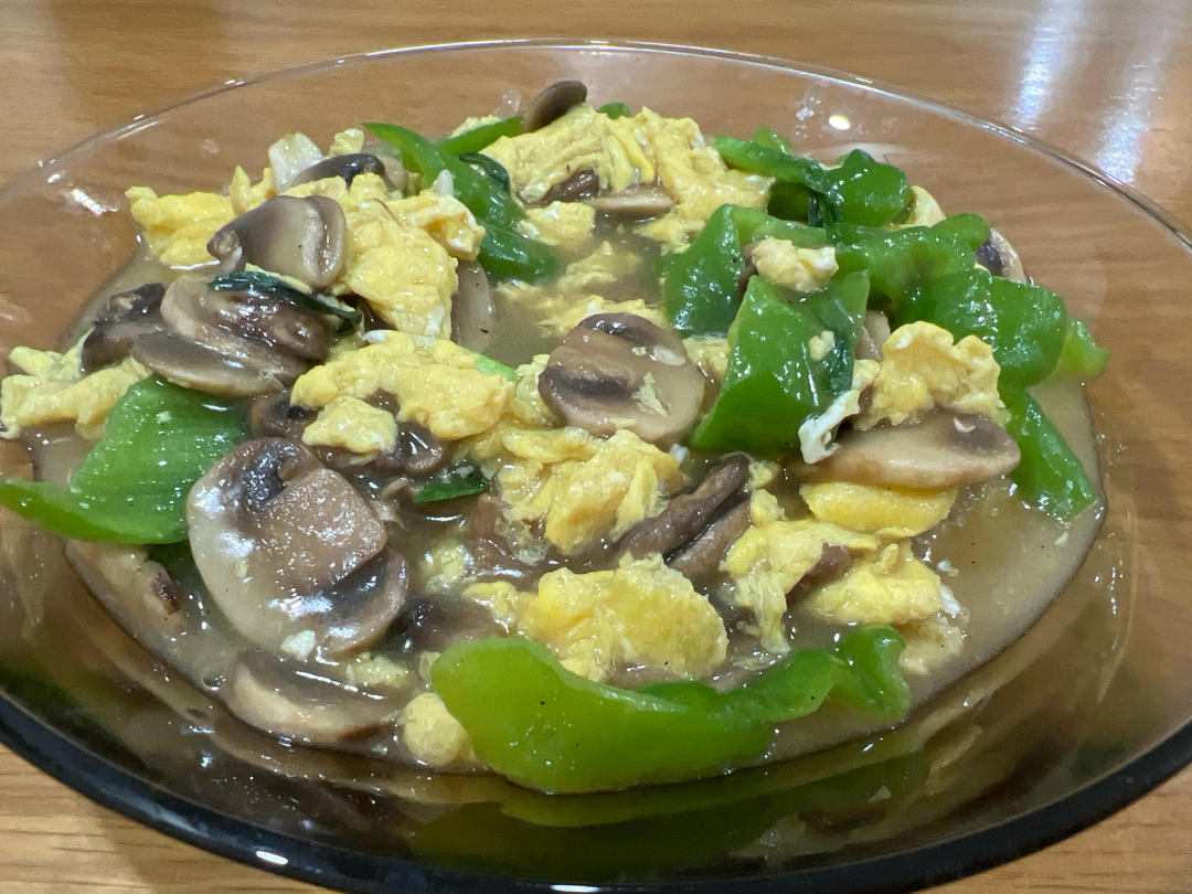 口蘑炒鸡蛋