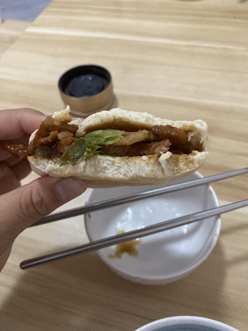 肉夹馍(白吉馍的制作)