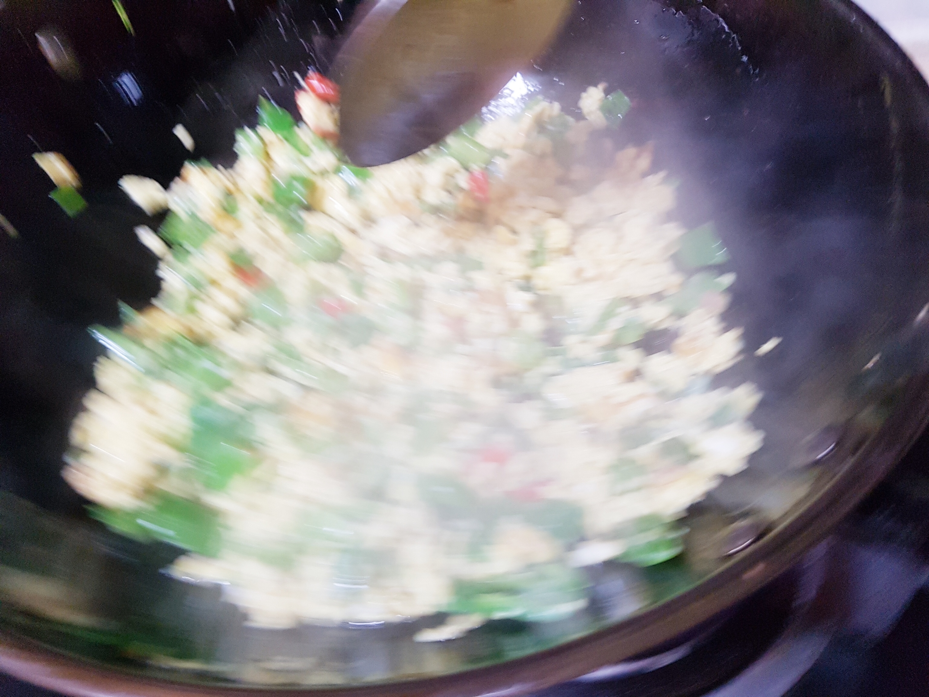 青椒炒鸡蛋—有多少人做对了的做法 步骤12
