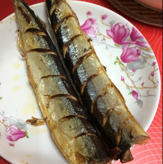 烤秋刀鱼
