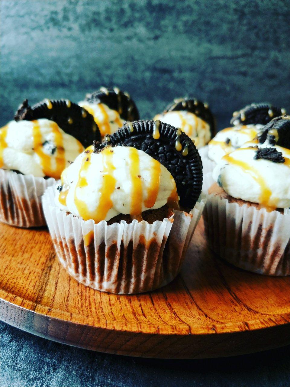 奥利奥杯子蛋糕 Oreo Cream Cupcakes