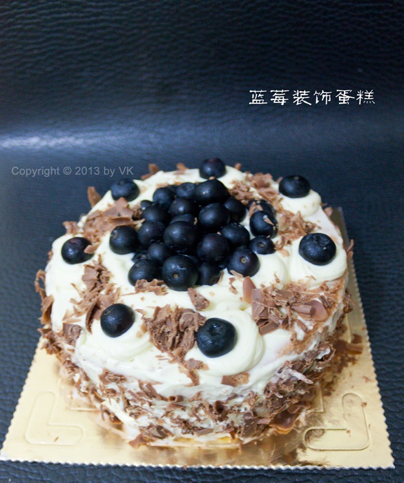 蓝莓装饰蛋糕