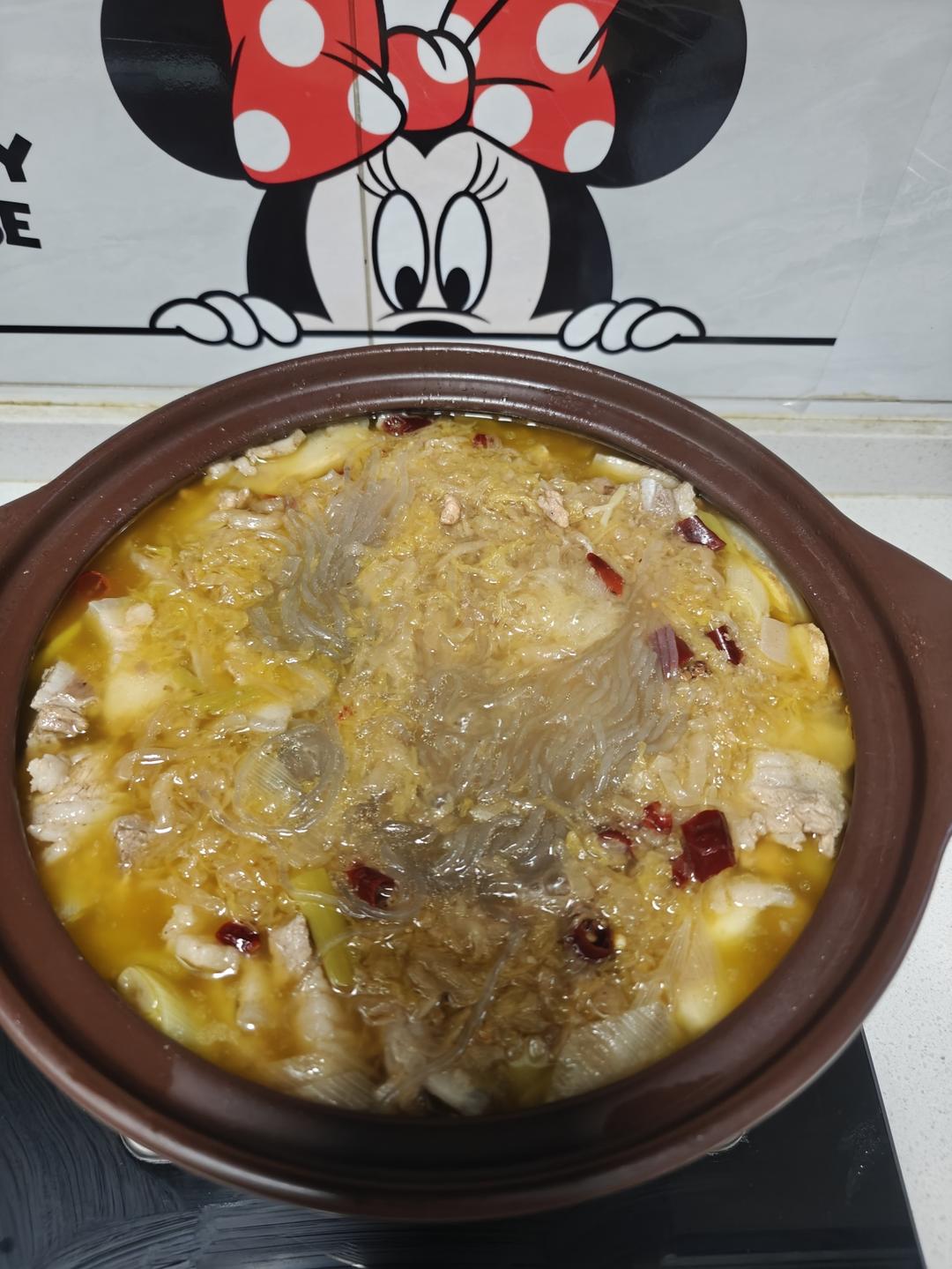 东北酸菜炖排骨