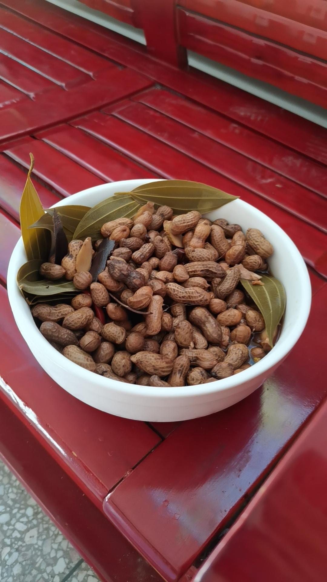 鲜香入味的五香煮花生