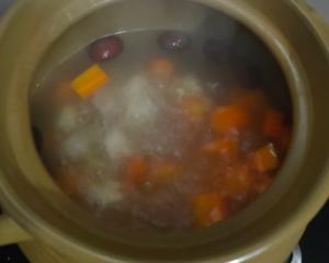 胡萝卜汤的做法 步骤1