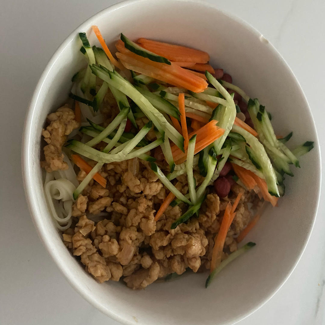 十分钟做好一盘肉酱拌面，太好吃了😋