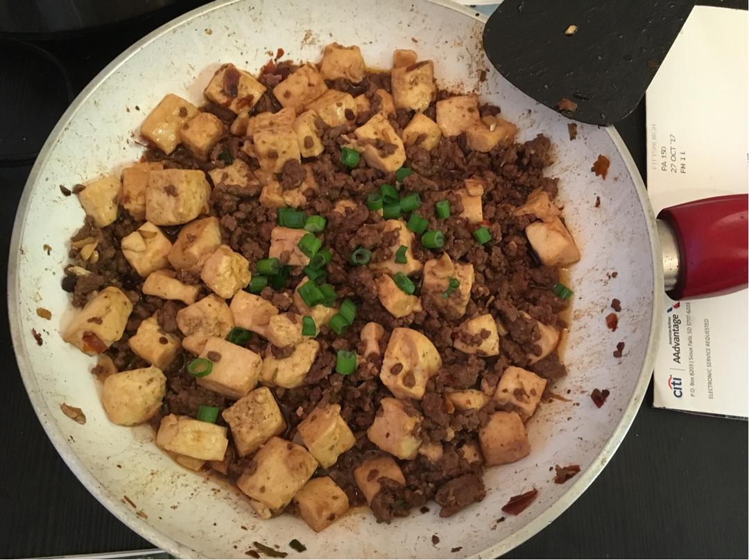 香辣牛肉豆腐丁