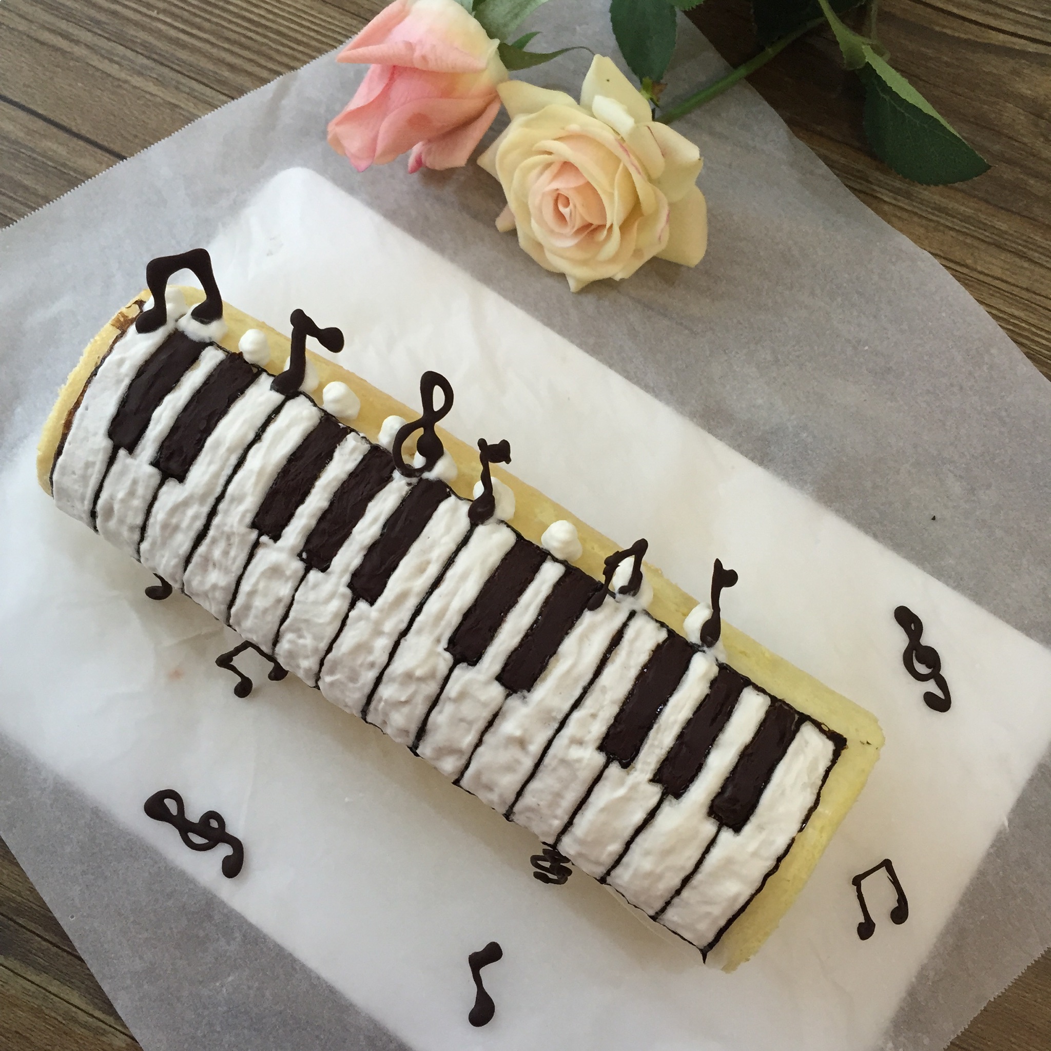钢琴蛋糕卷（糯米纸转印）的做法