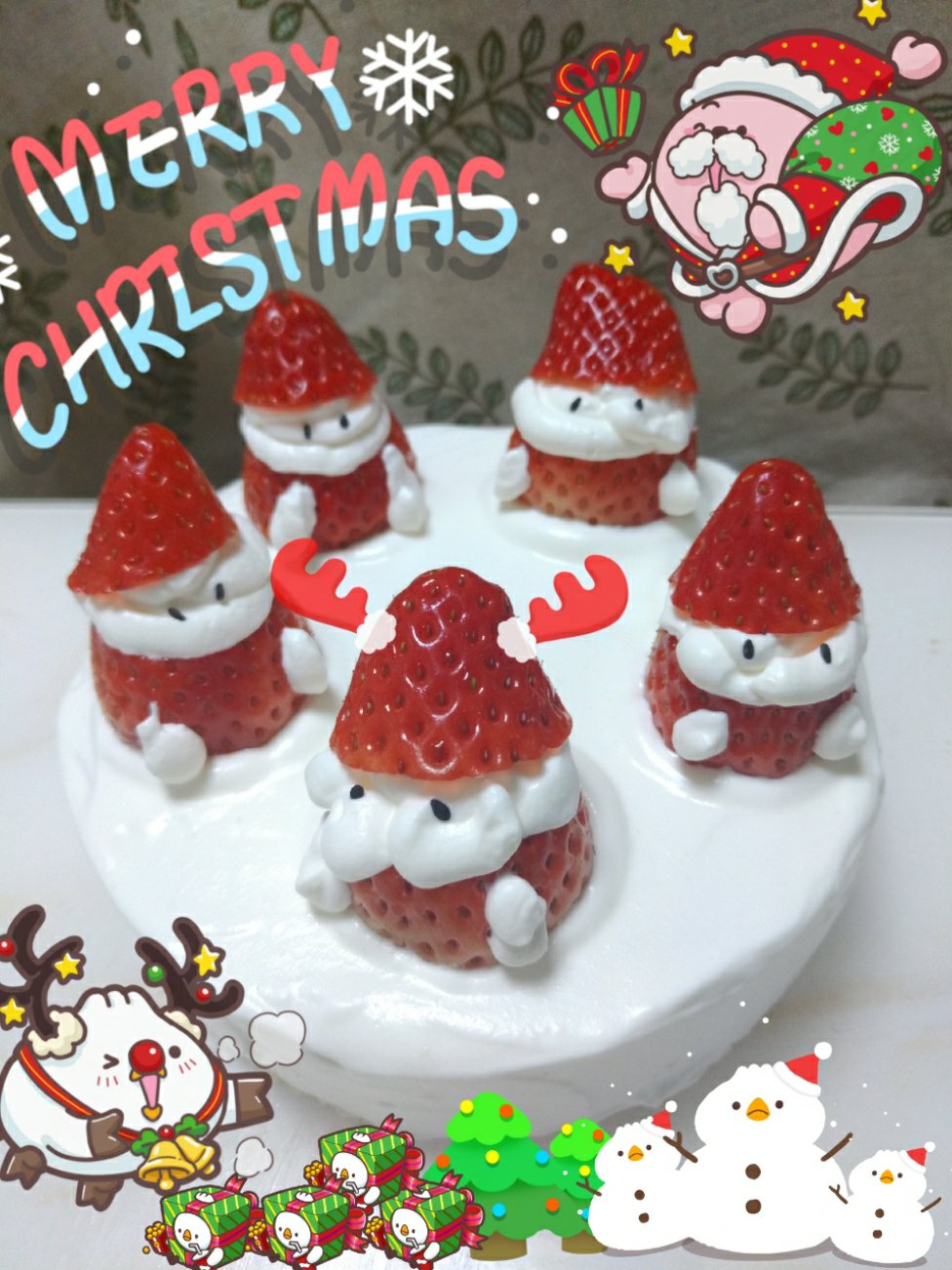 圣诞雪人草莓蛋糕