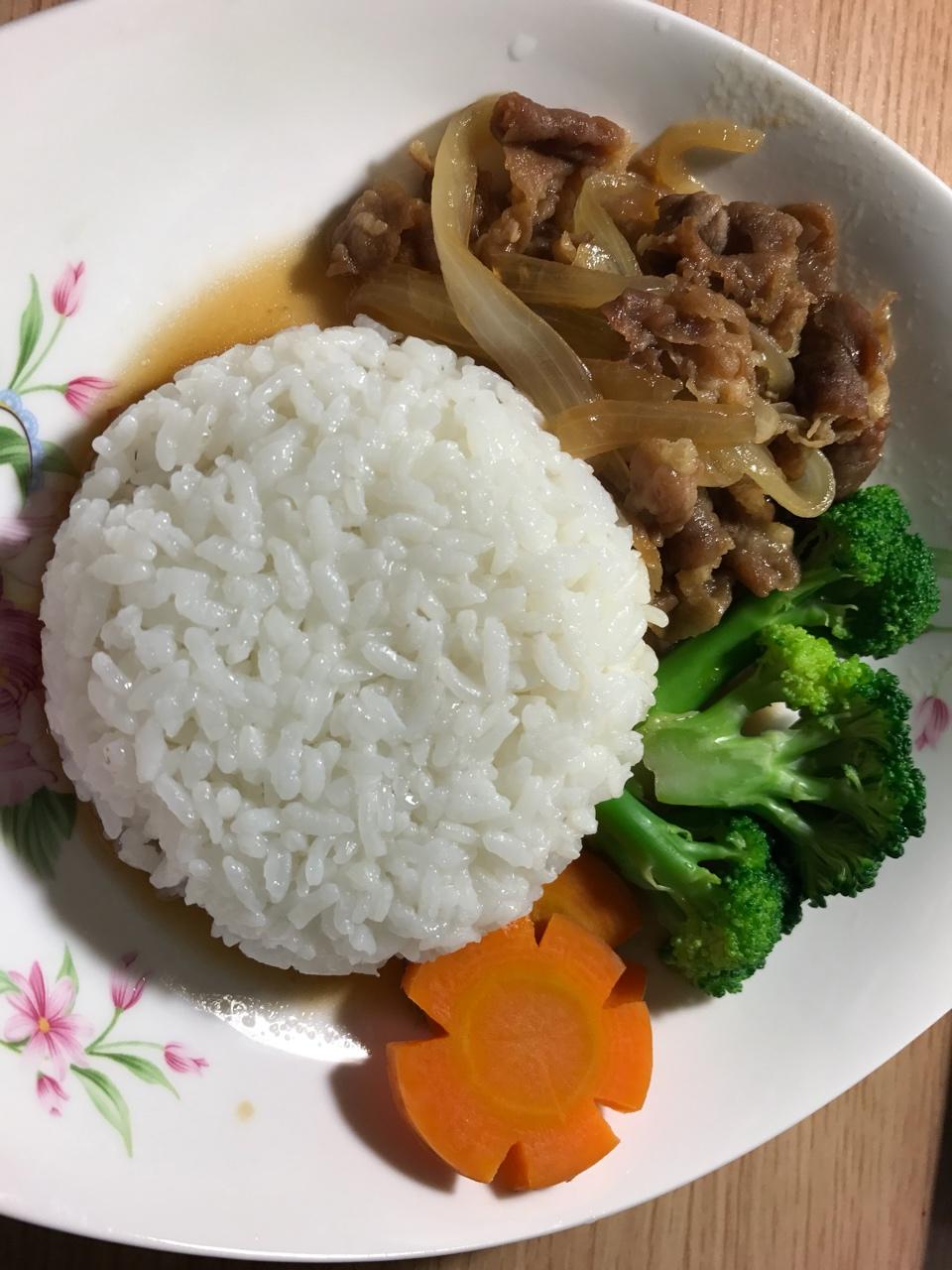 肥牛饭