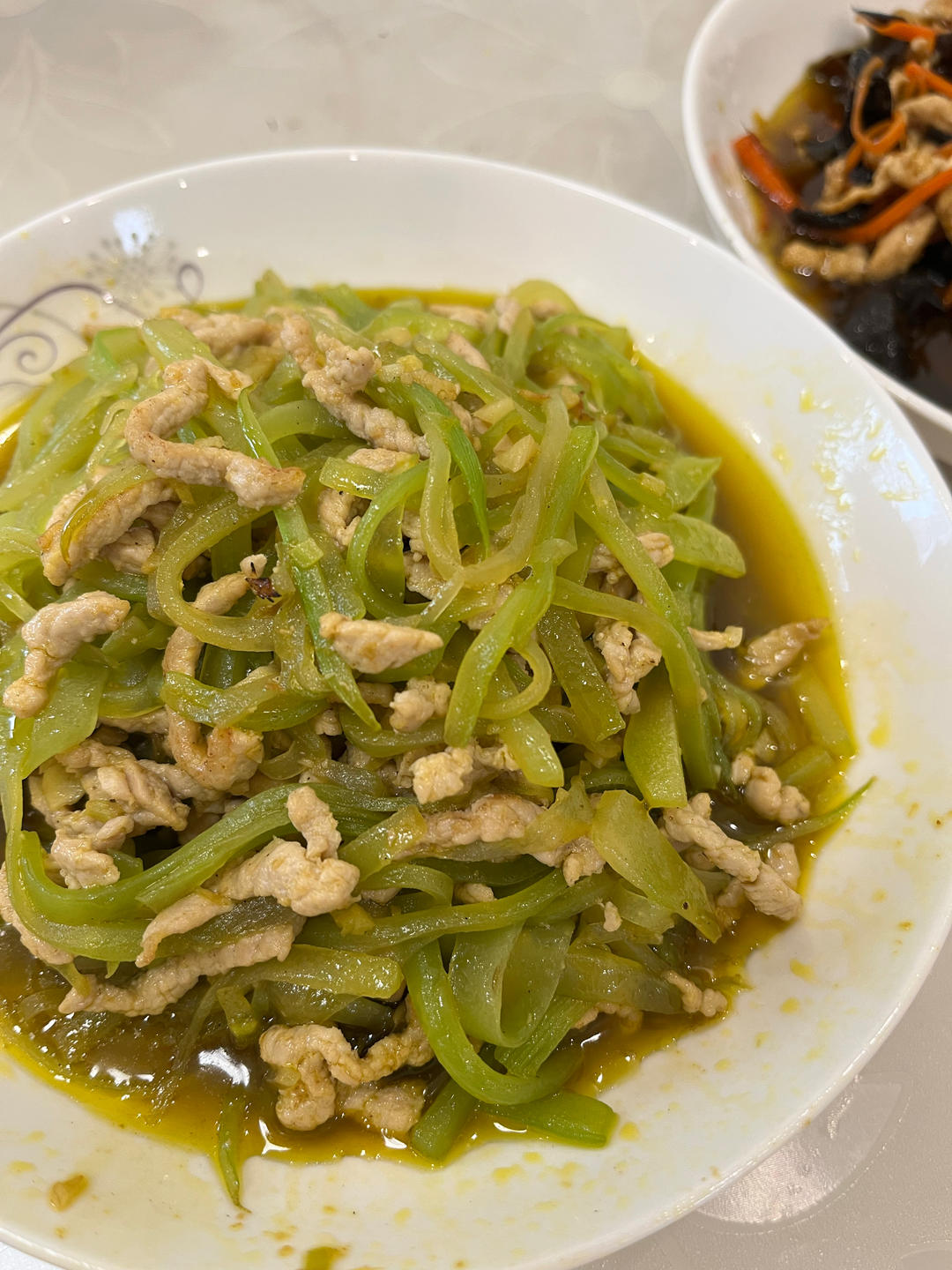 莴笋炒肉丝