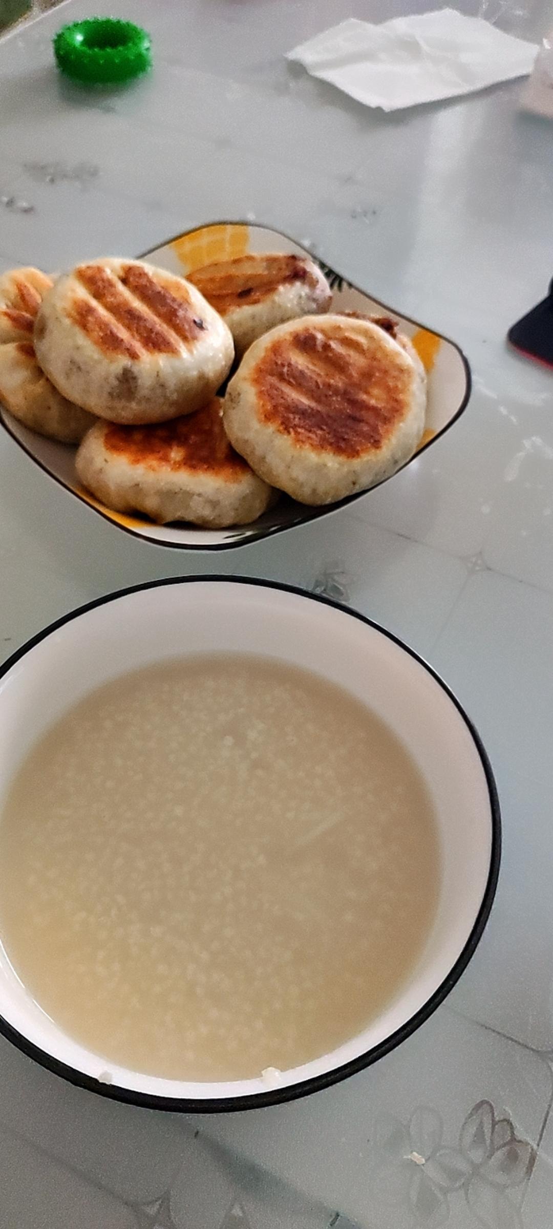 吃一口回味一整天的猪肉馅饼