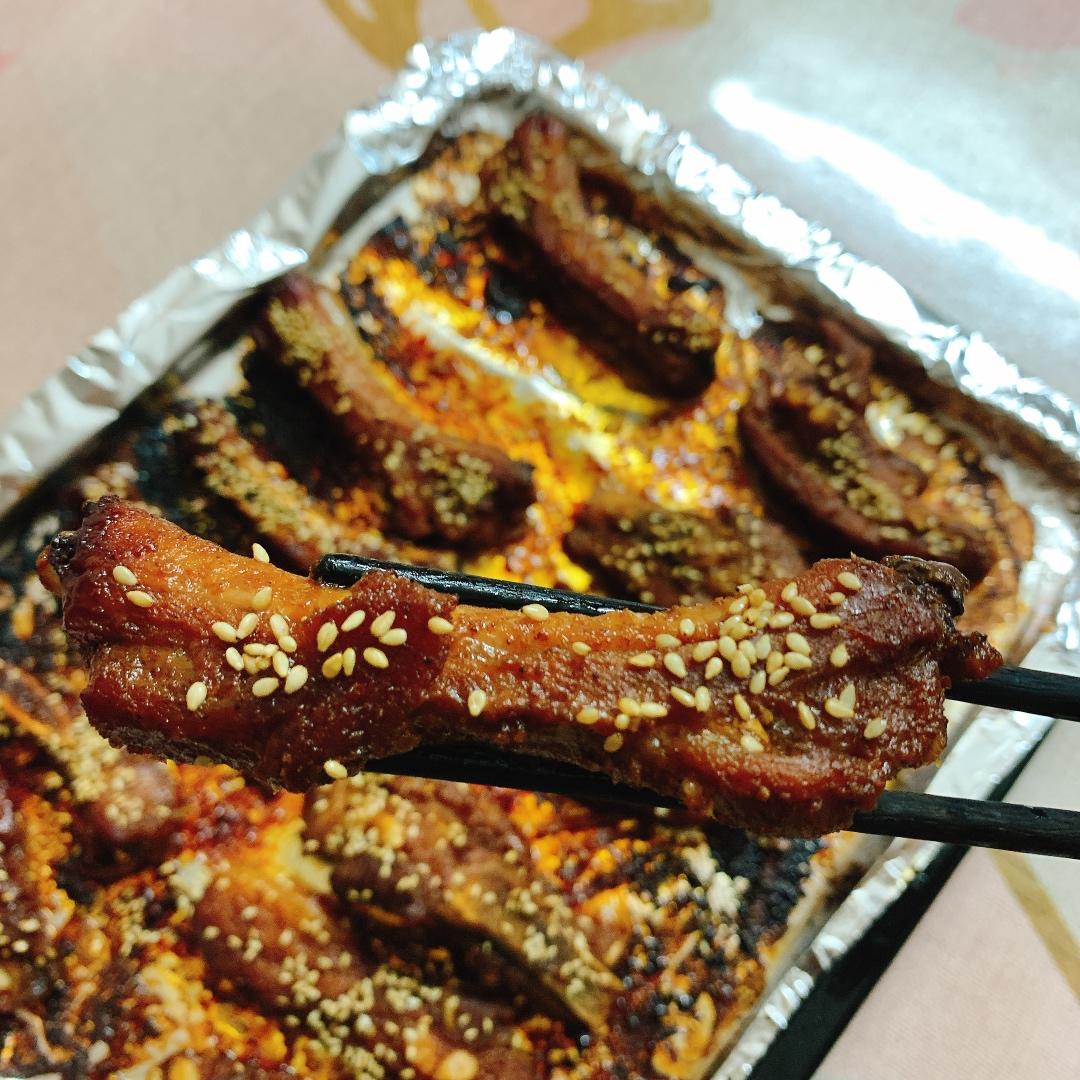 滋滋烤排骨——排骨最好吃的做法没有之一！