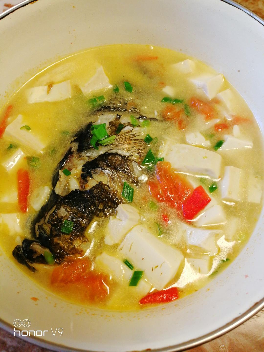 鱼头豆腐汤