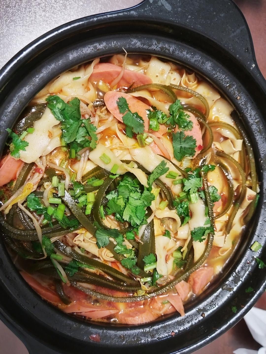 砂锅面