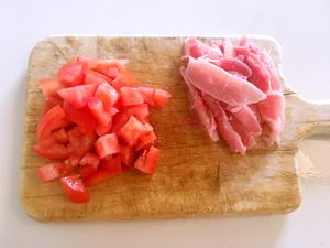 西红柿肉片汤的做法 步骤1