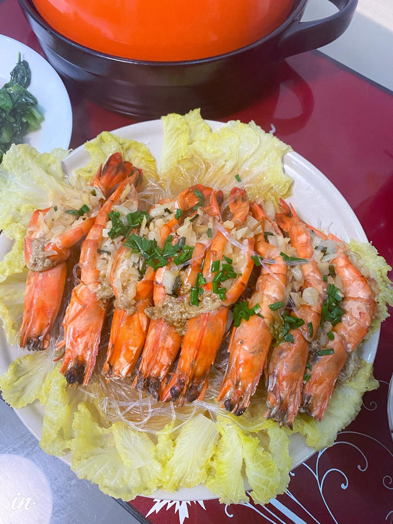蒜蓉粉丝蒸大虾