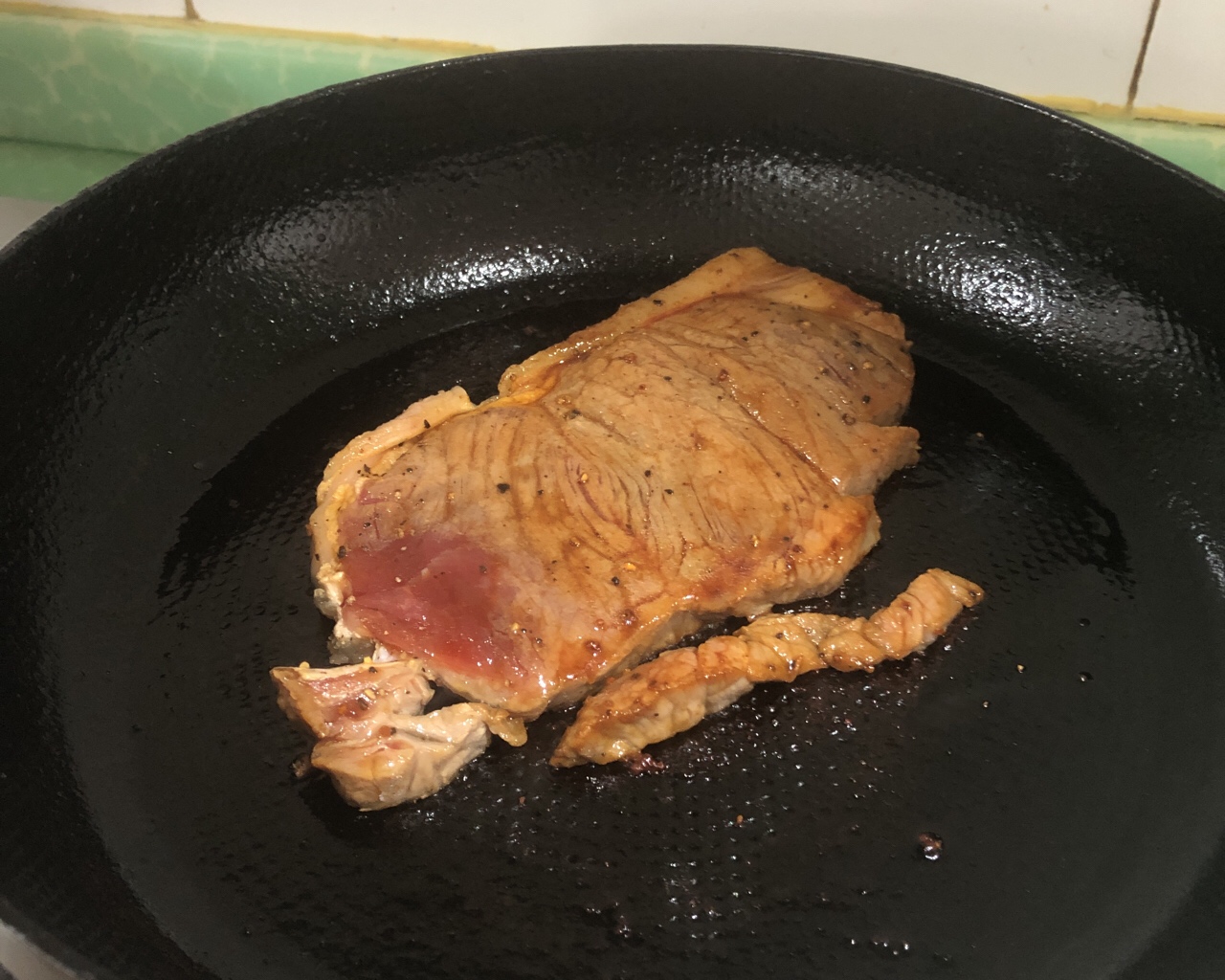 Tiger cry泰式牛肉沙拉的做法 步骤1