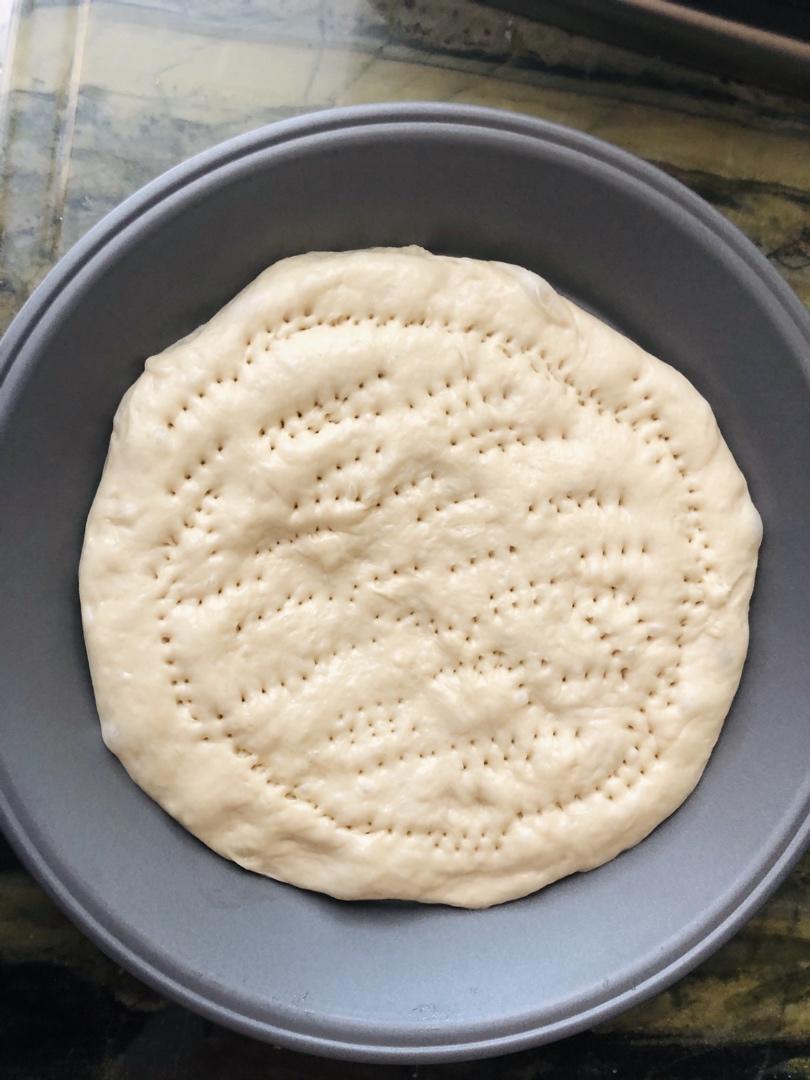 含宣软饼皮做法、自己在家也能做出馅料十足、超拉丝的美味诱人披萨