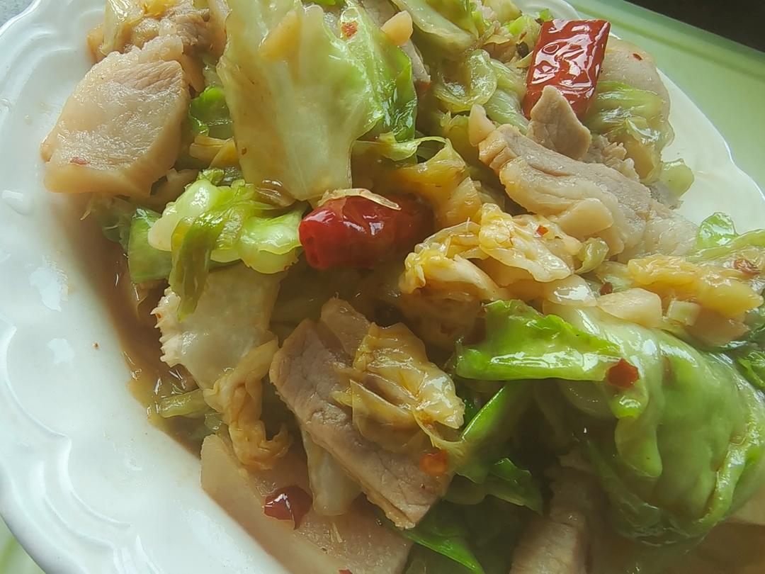 阿婆手撕包菜
