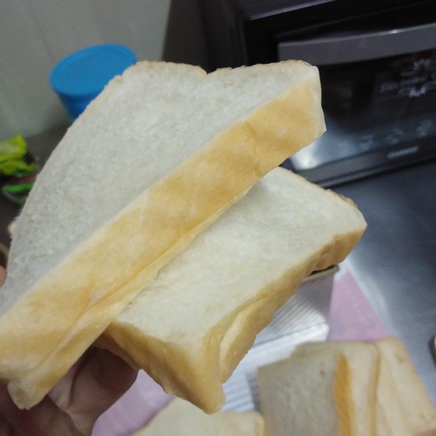 鲜奶吐司（老面法）