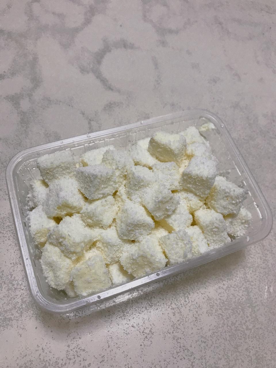 完胜85度C牛奶椰丝小方