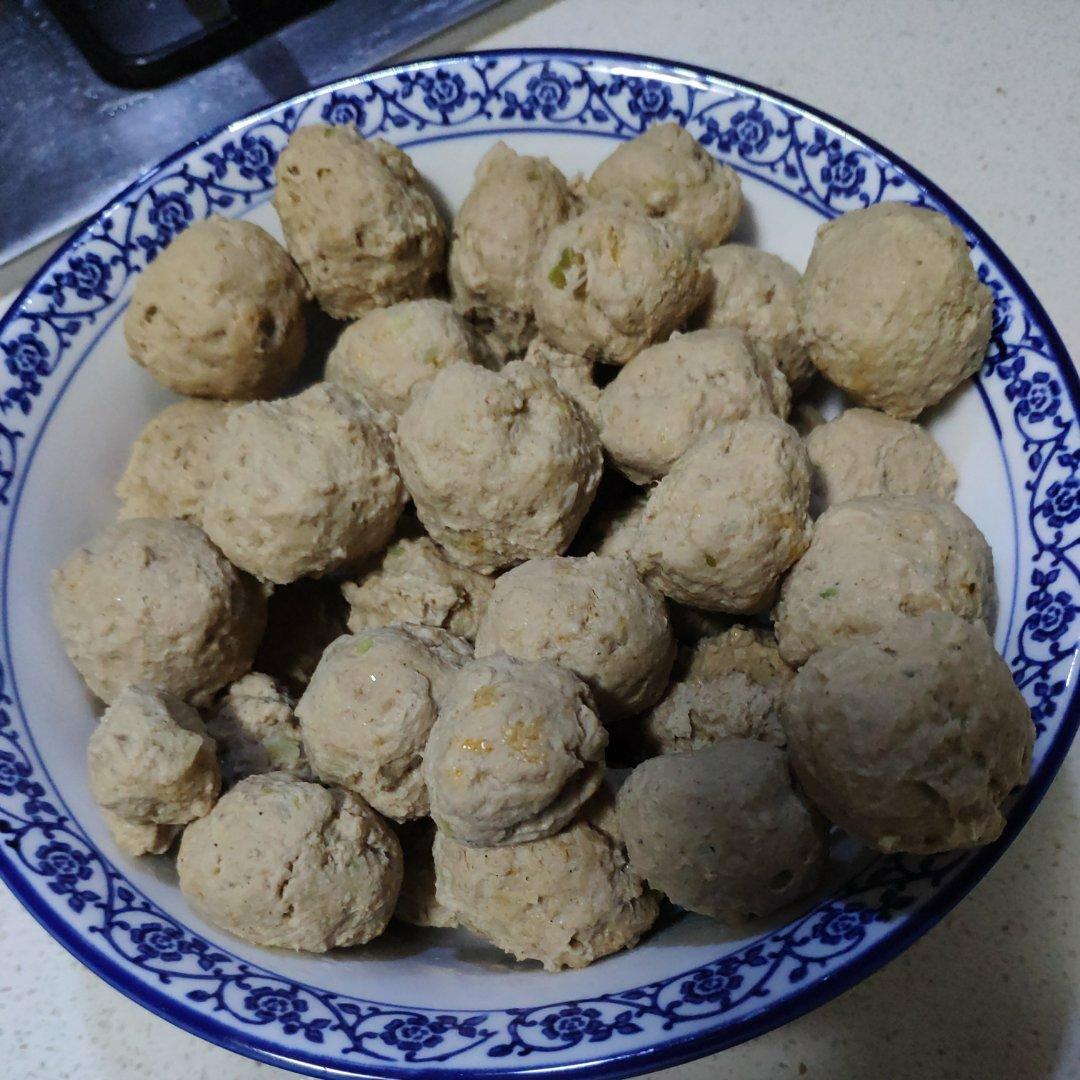 告别无聊的减脂餐-鸡肉丸子