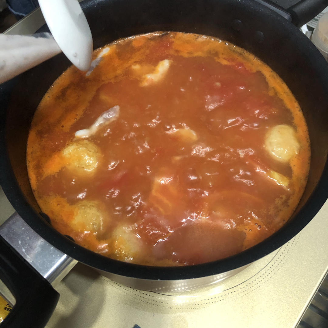 六颗番茄🍅火锅汤底