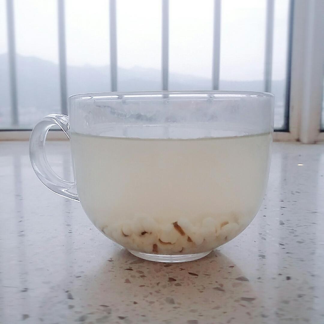 冰镇薏米水