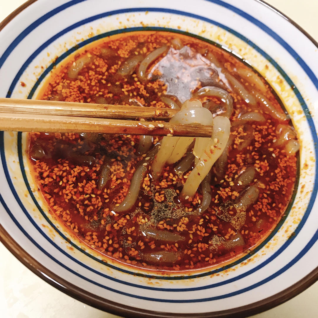 凉拌酸辣土豆粉
