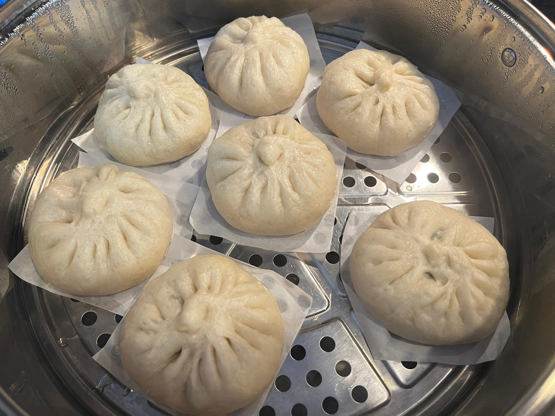 油菜香菇菜包