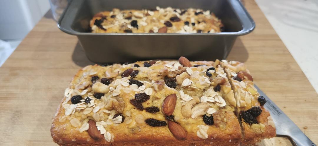 简单易操作的香蕉燕麦蛋糕