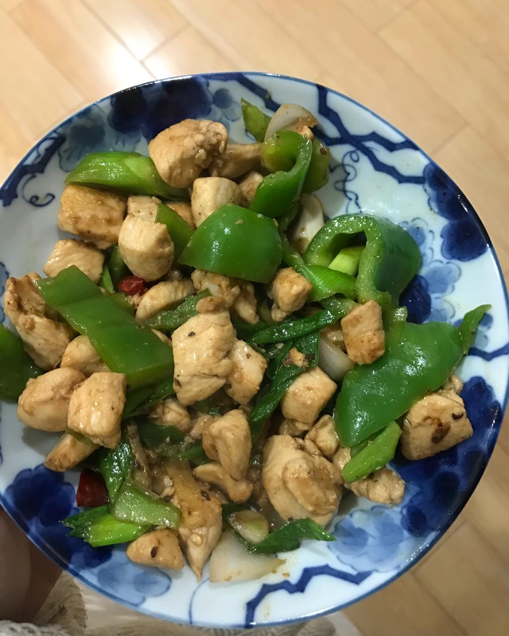 5分钟速食--青椒炒鸡脯