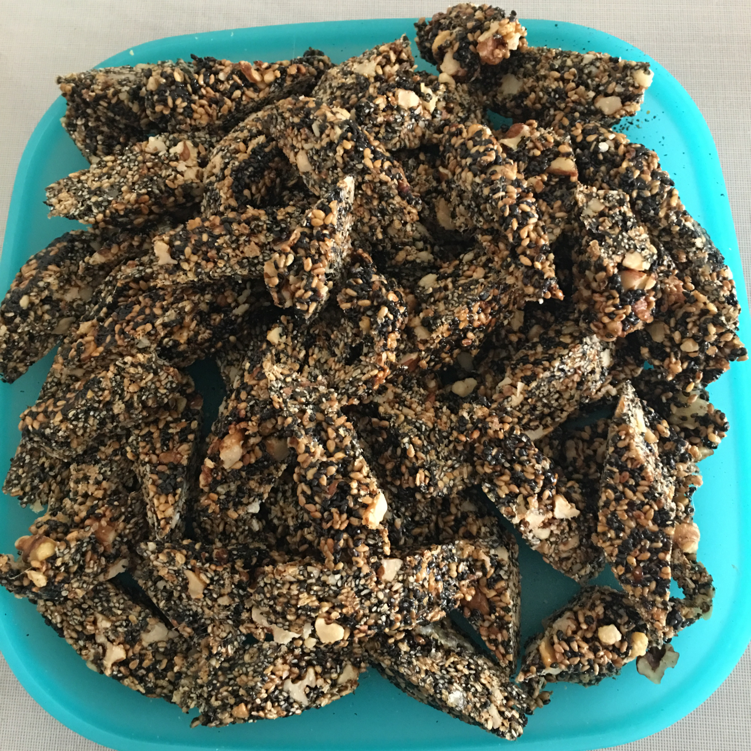 黑白芝麻糖