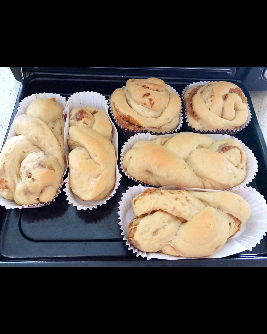 手揉甜面包～豆沙千层包和豆沙卷