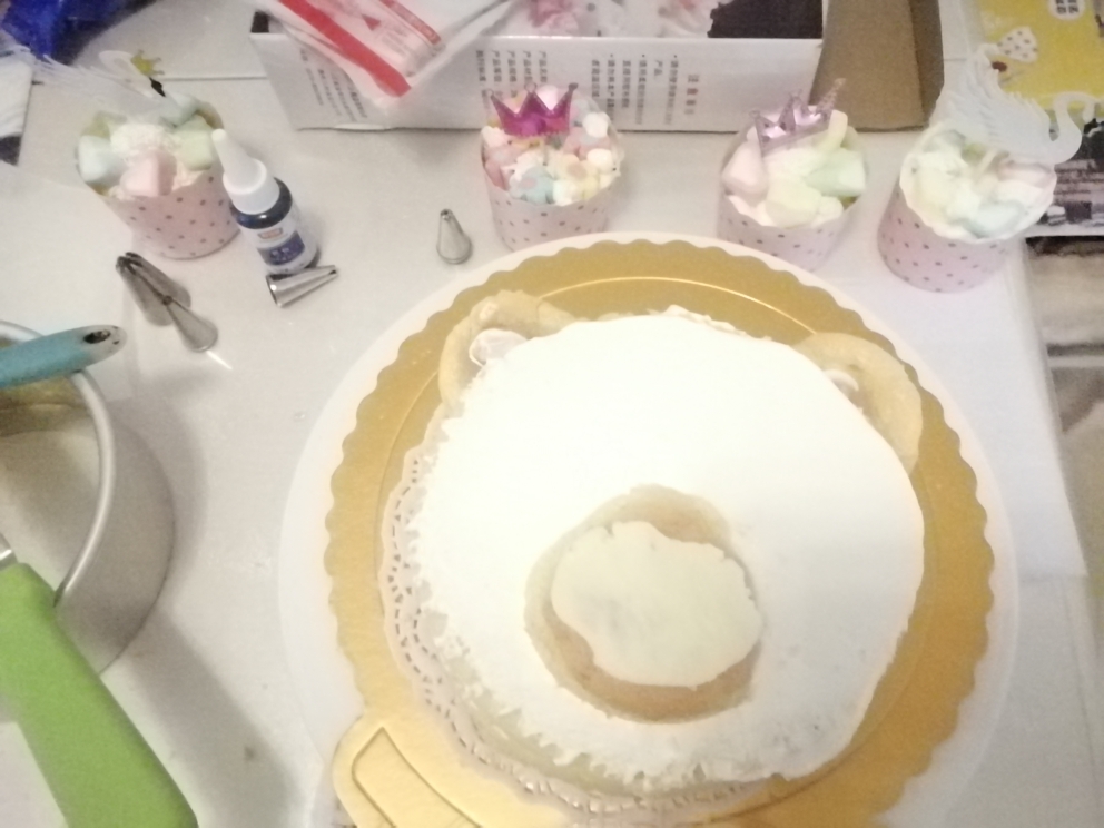 6寸生日蛋糕及收藏的蛋糕图案的做法 步骤6