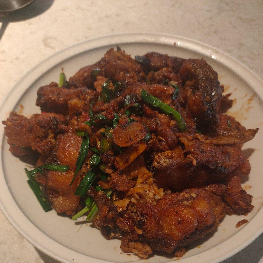 朋友建议我开个小馆子😅😅香辣鱼块太香了🔥