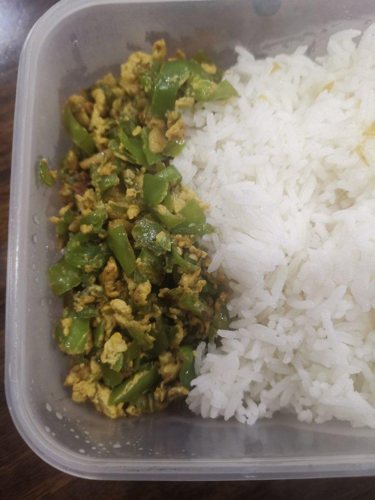 不一样的辣椒炒鸡蛋～下饭神器!