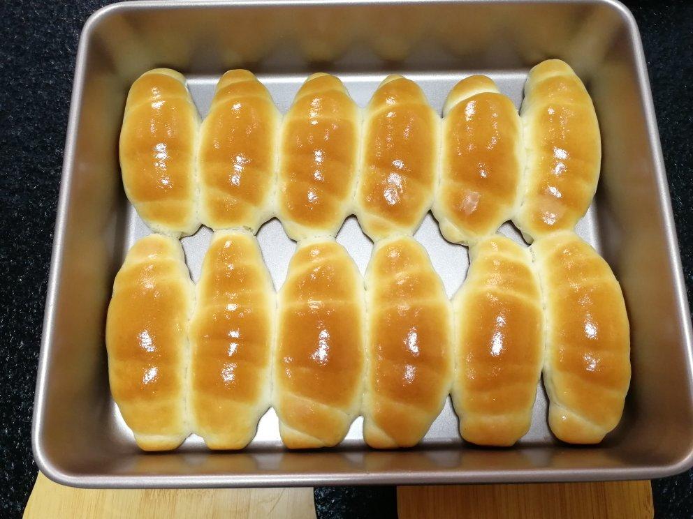 香草牛奶卷卷面包
