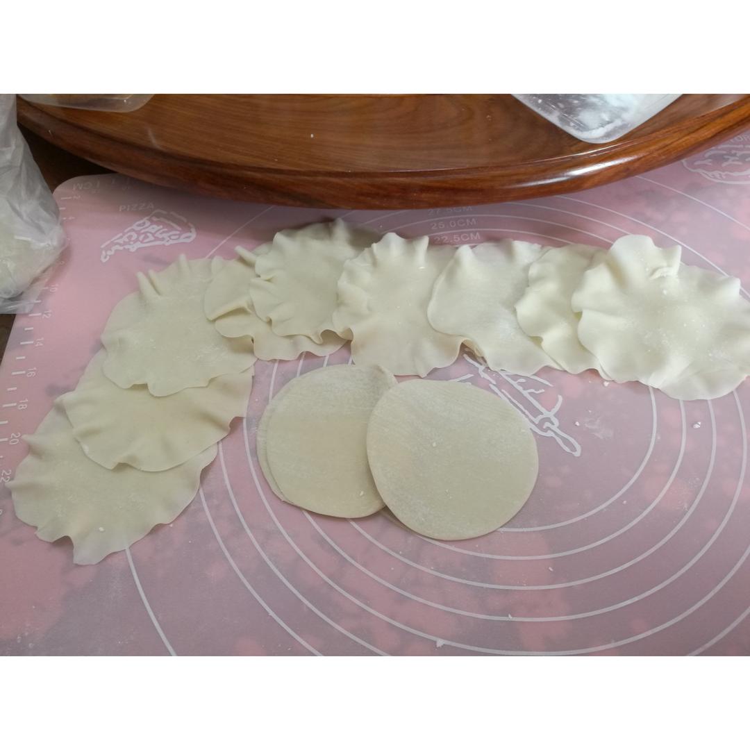 饺子皮咸蛋黄烧麦