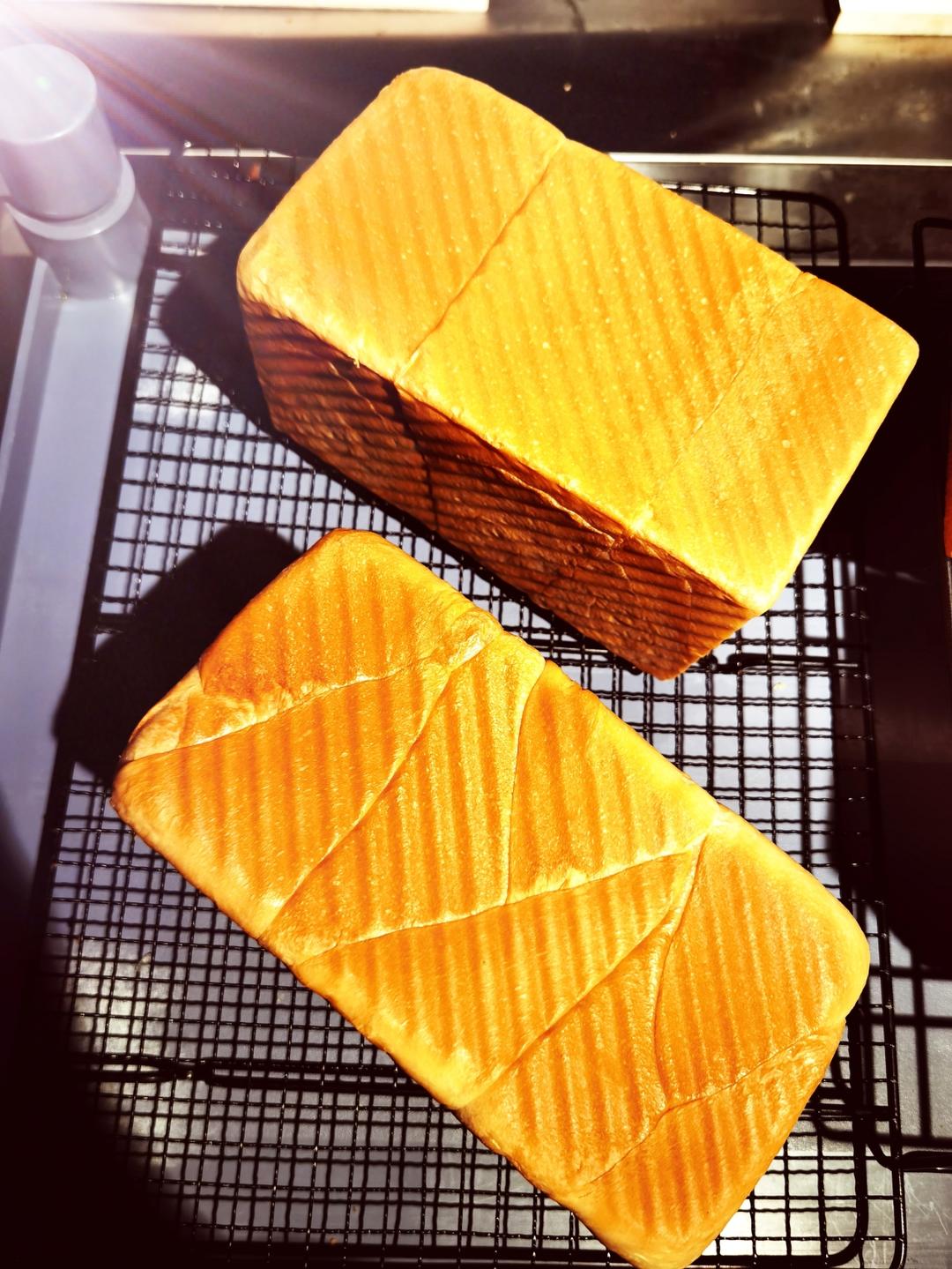 北海道牛奶吐司（100%冷藏中种法）