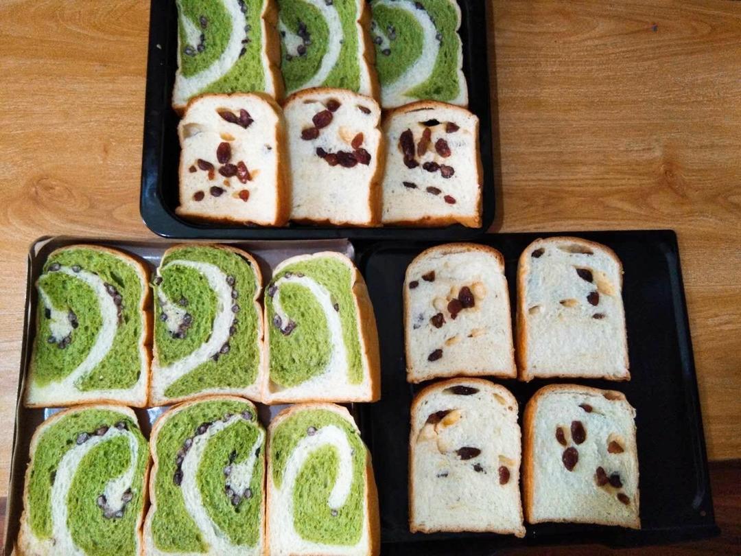 双色吐司 抹茶蜜豆老面吐司🍞