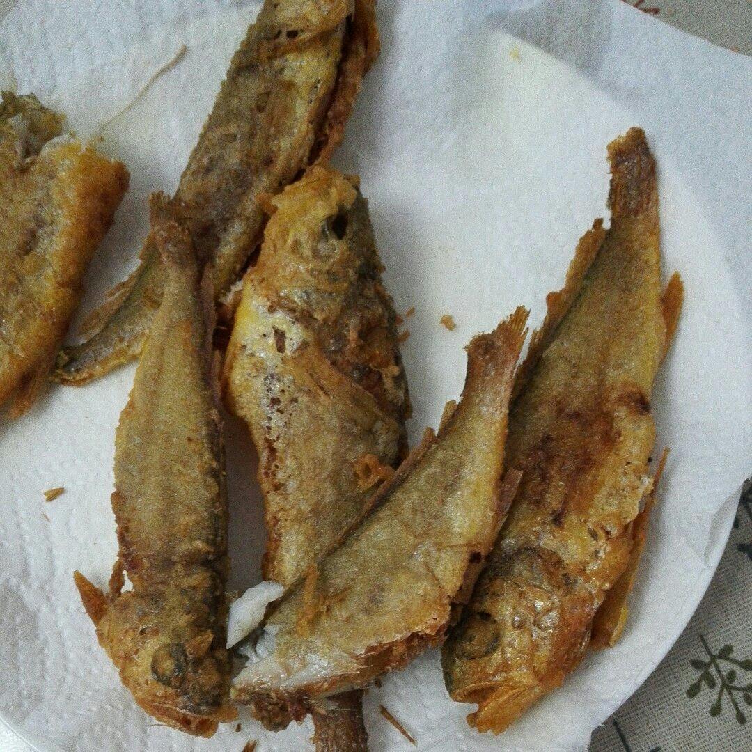 酥炸小黄花鱼